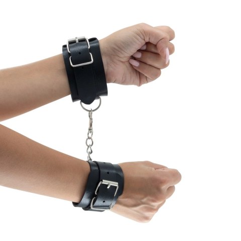Punisher Zestaw Akcesoriow Bondage 8 Elementow Czarny Skora Eko