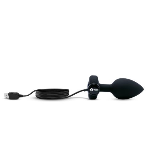 B-Vibe Vibrating Jewel Plug M/L Black Diamond - model z pilotem, 15 trybow