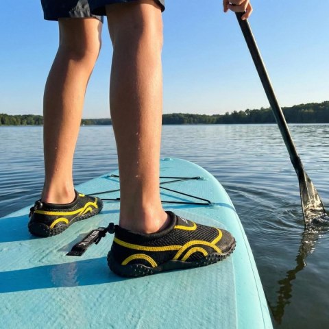 BUTY DO WODY JUNIOR BLACK/ YELLOW XQMAX R.30