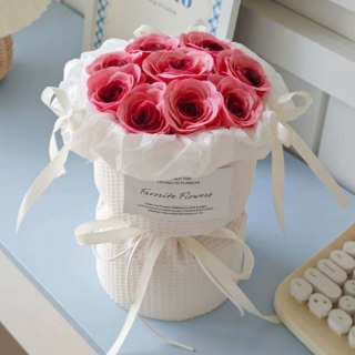 Flower box, bukiet zapachowych kwiatów mydlanych w pudełku, LED 9szt. BUK33B