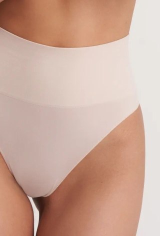 STRINGI CORRECT SENSUAL SKIN MODELUJĄCE XL light nude 2