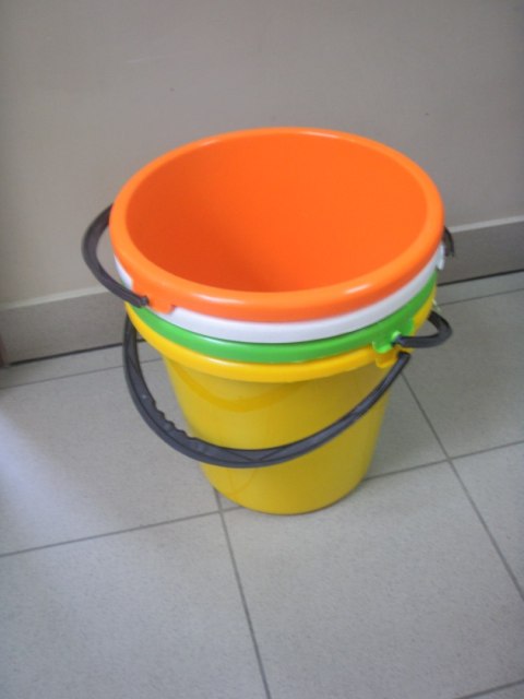 Wiadro 16l. 0334