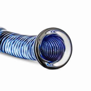 Glas Crystal No. 5 - Szklany model z niebieskimi detalami, zakrzywiony